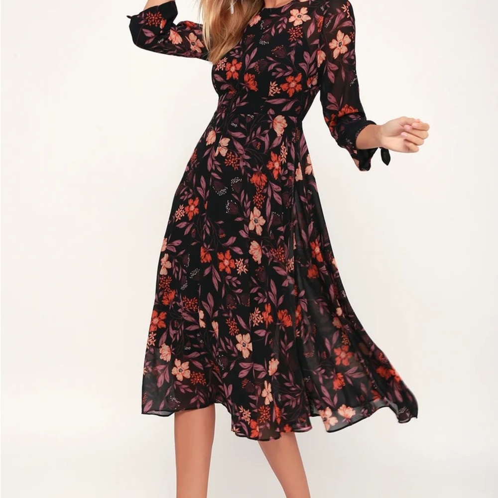 NWT Passionate Love Black Floral Print Midi Dress